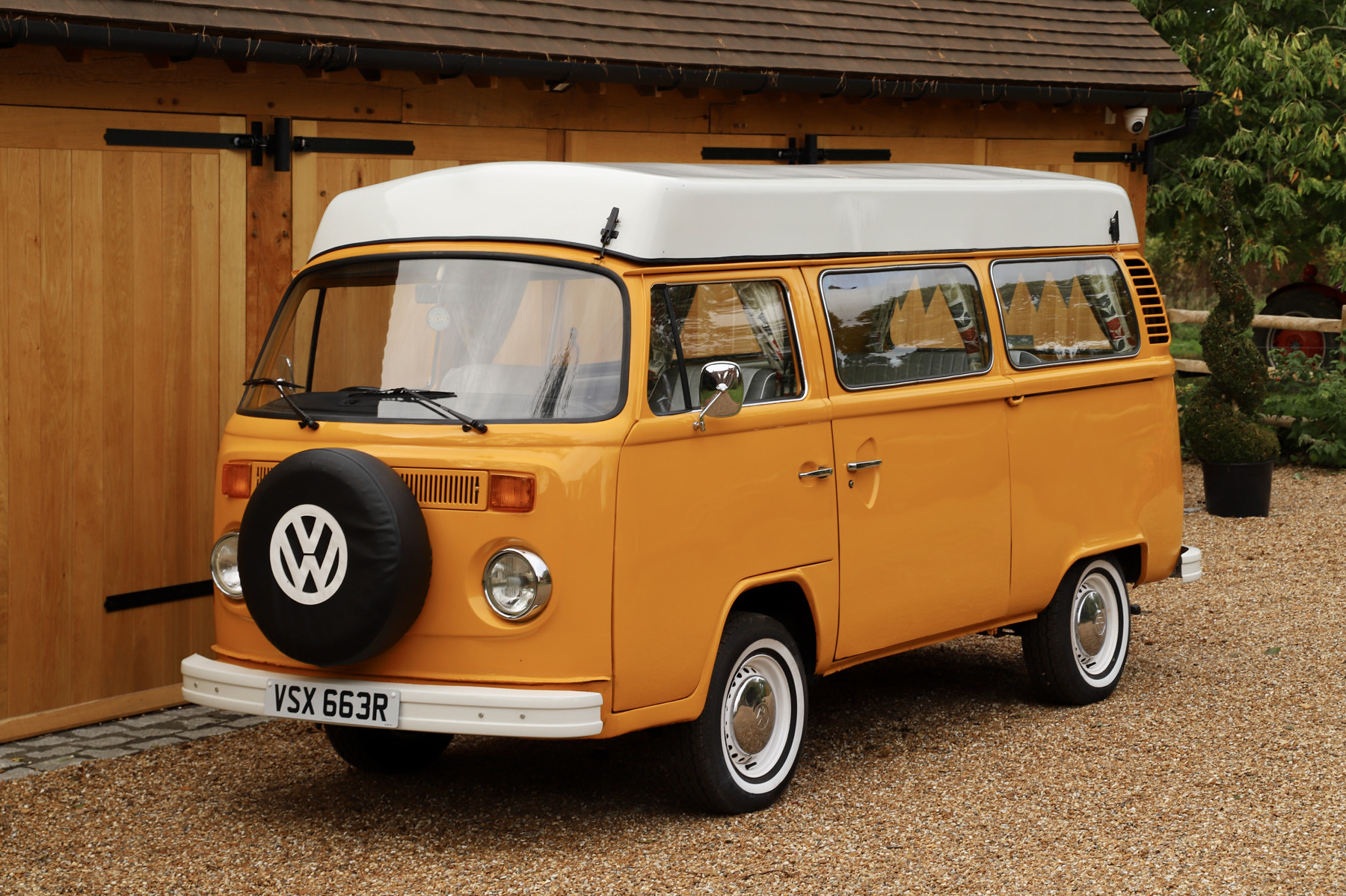 The family VW T2 Viking Westfalia camper