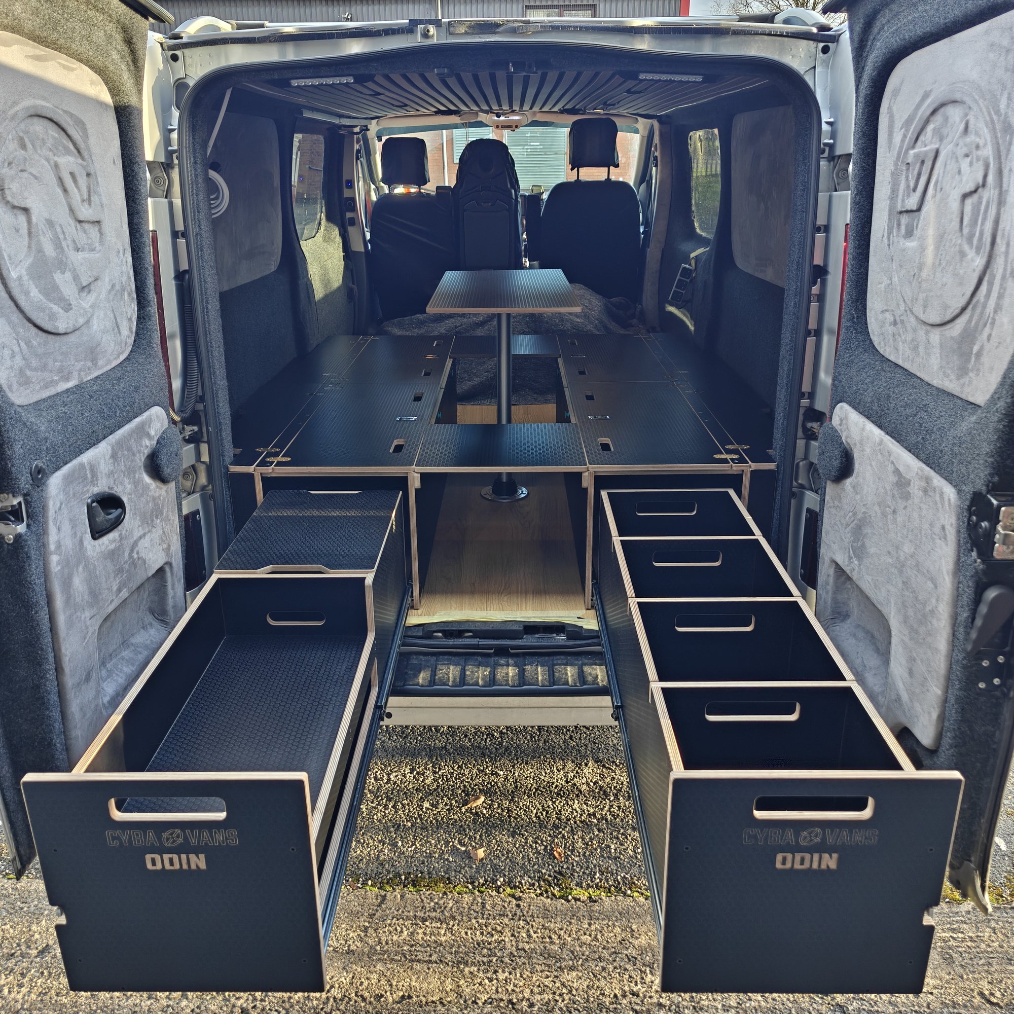ODIN LWB : 1800mm cabinets - 2
