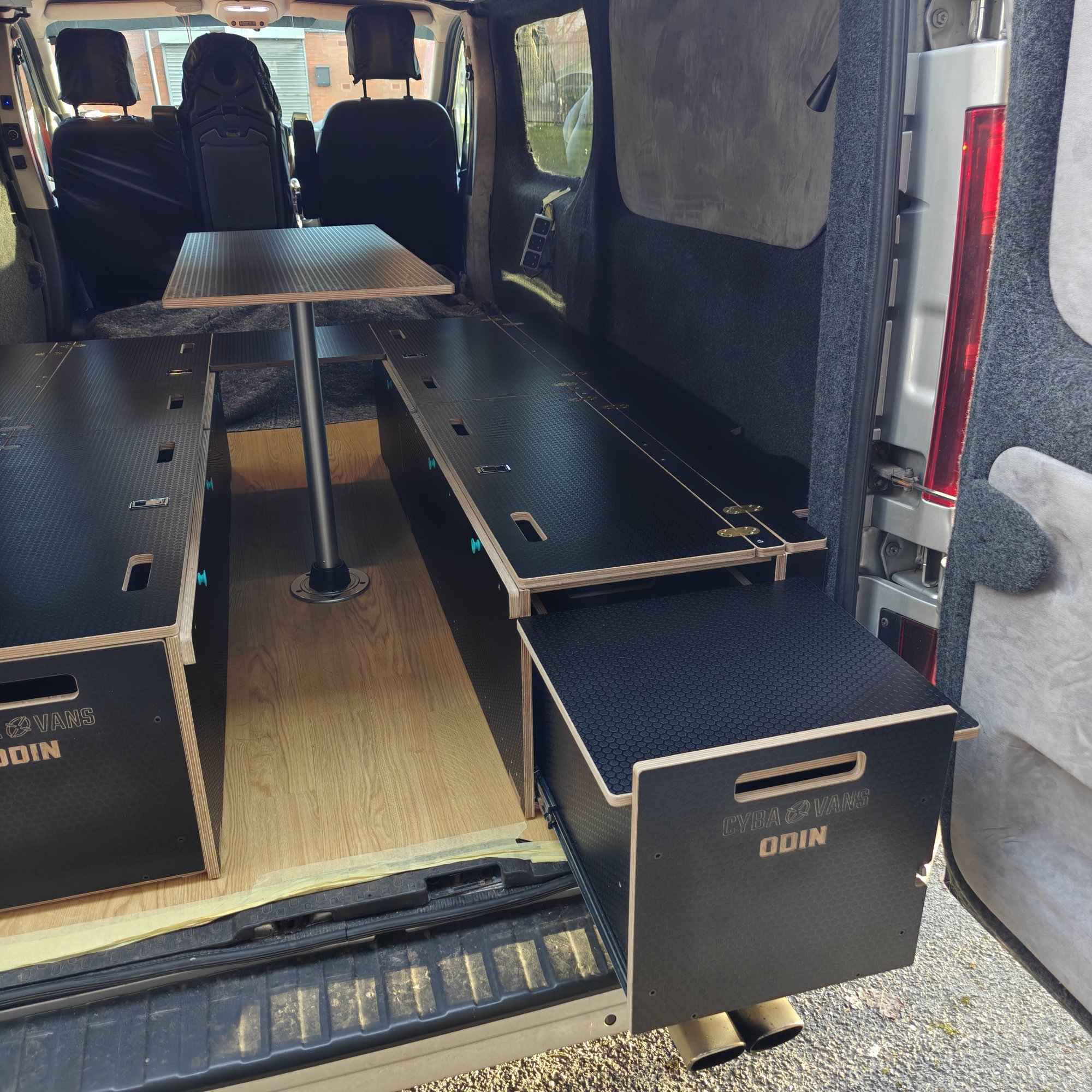 ODIN LWB : 1800mm cabinets - 3