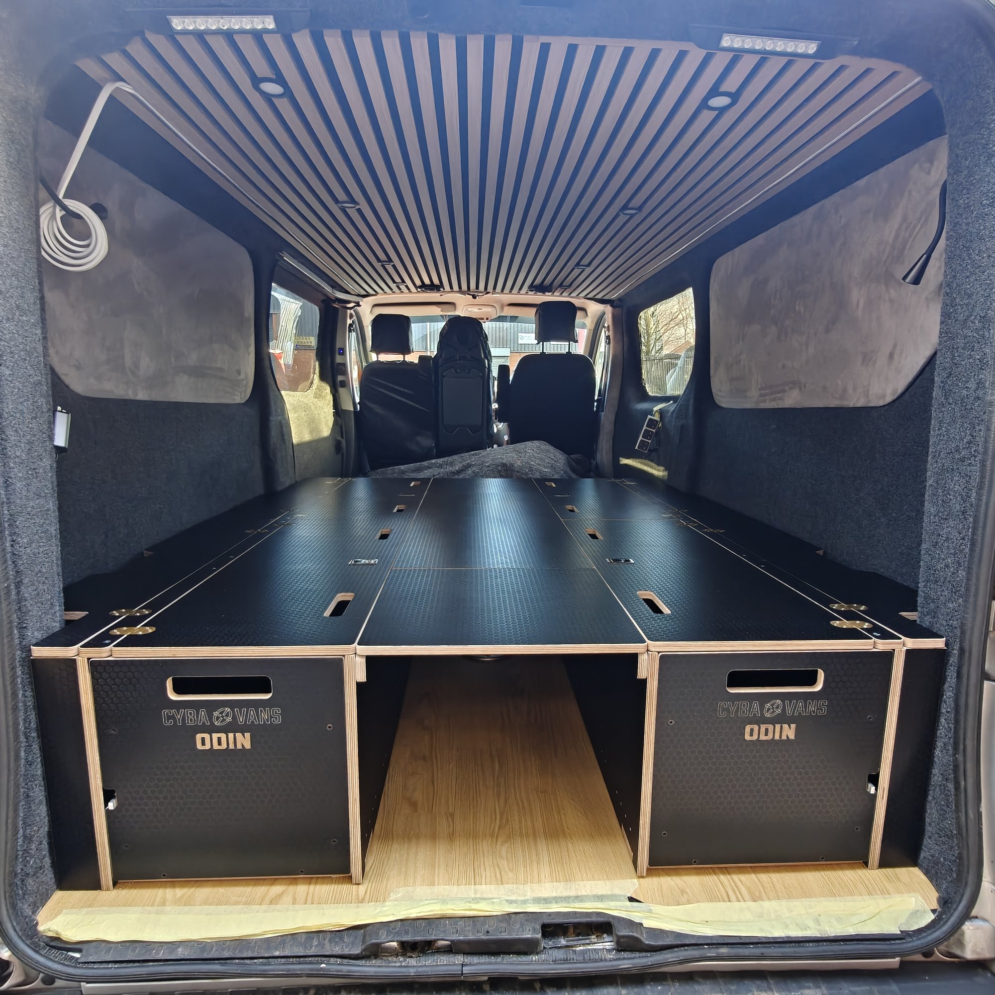 ODIN LWB : 1800mm cabinets - 4