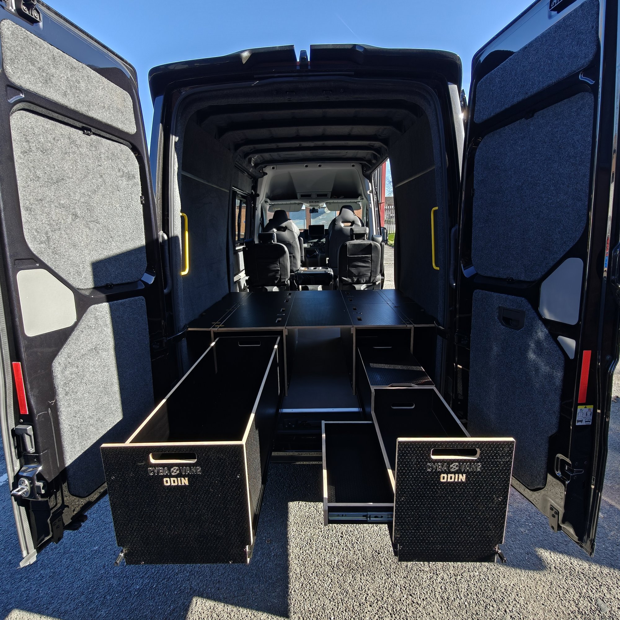 ODIN : 1400mm cabinets - 2