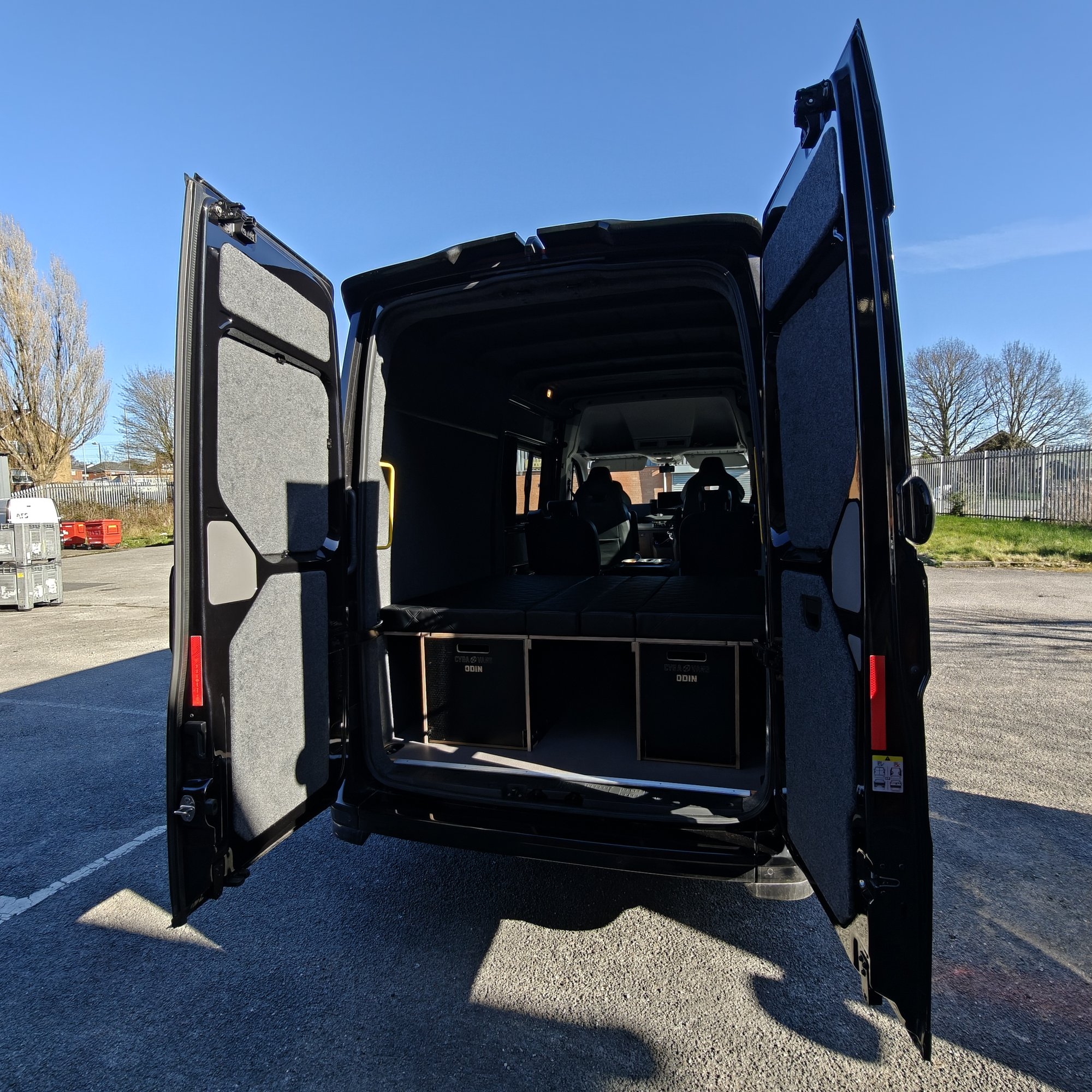 ODIN : 1400mm cabinets - 9