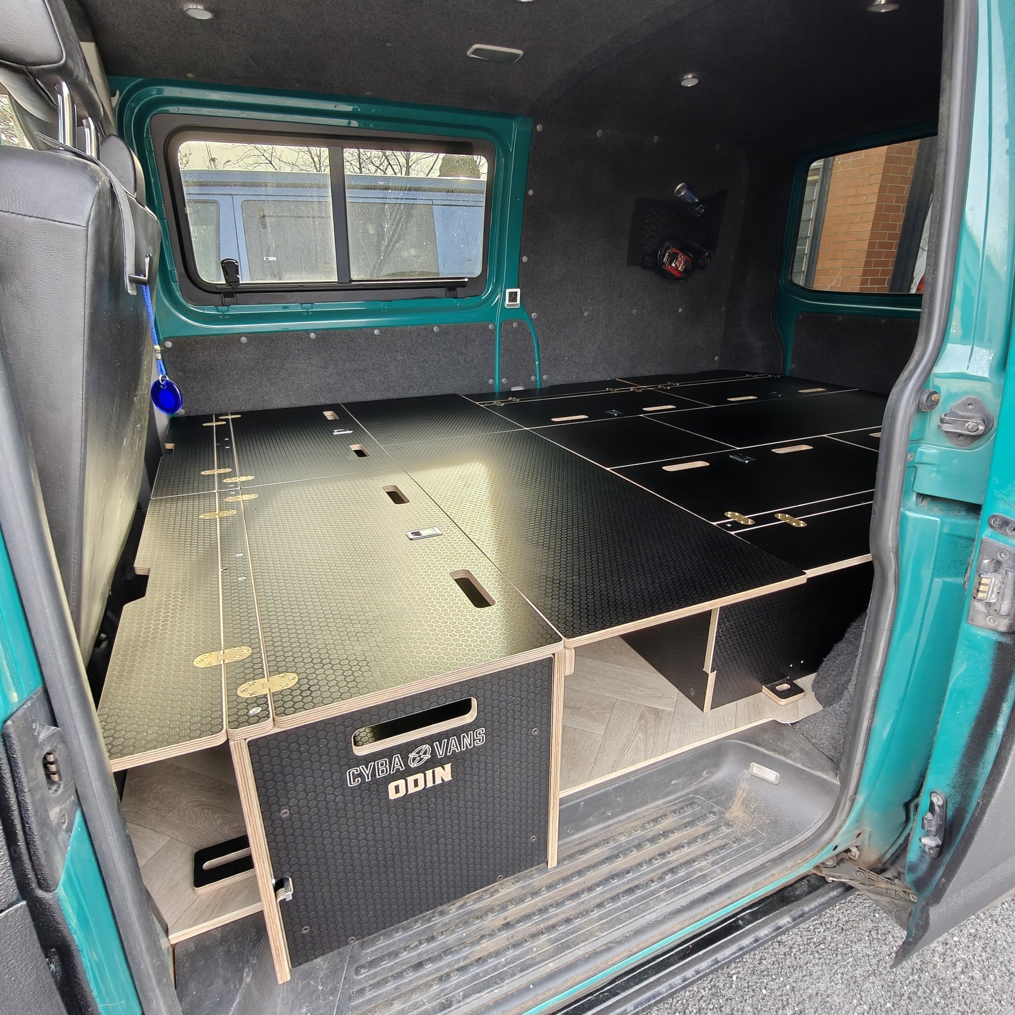 ODIN SWB : 1400mm cabinets - 7