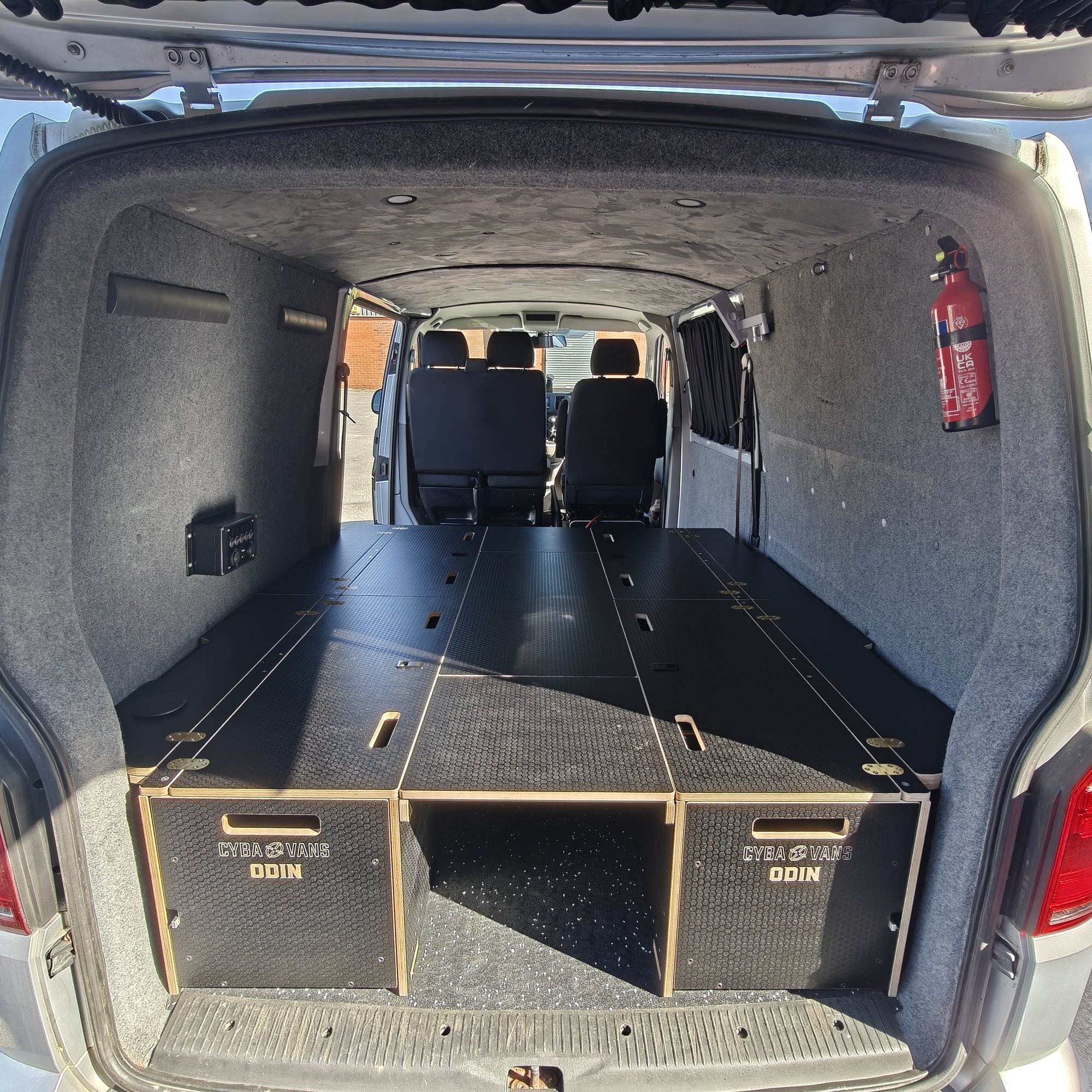 ODIN LWB : 1800mm cabinets