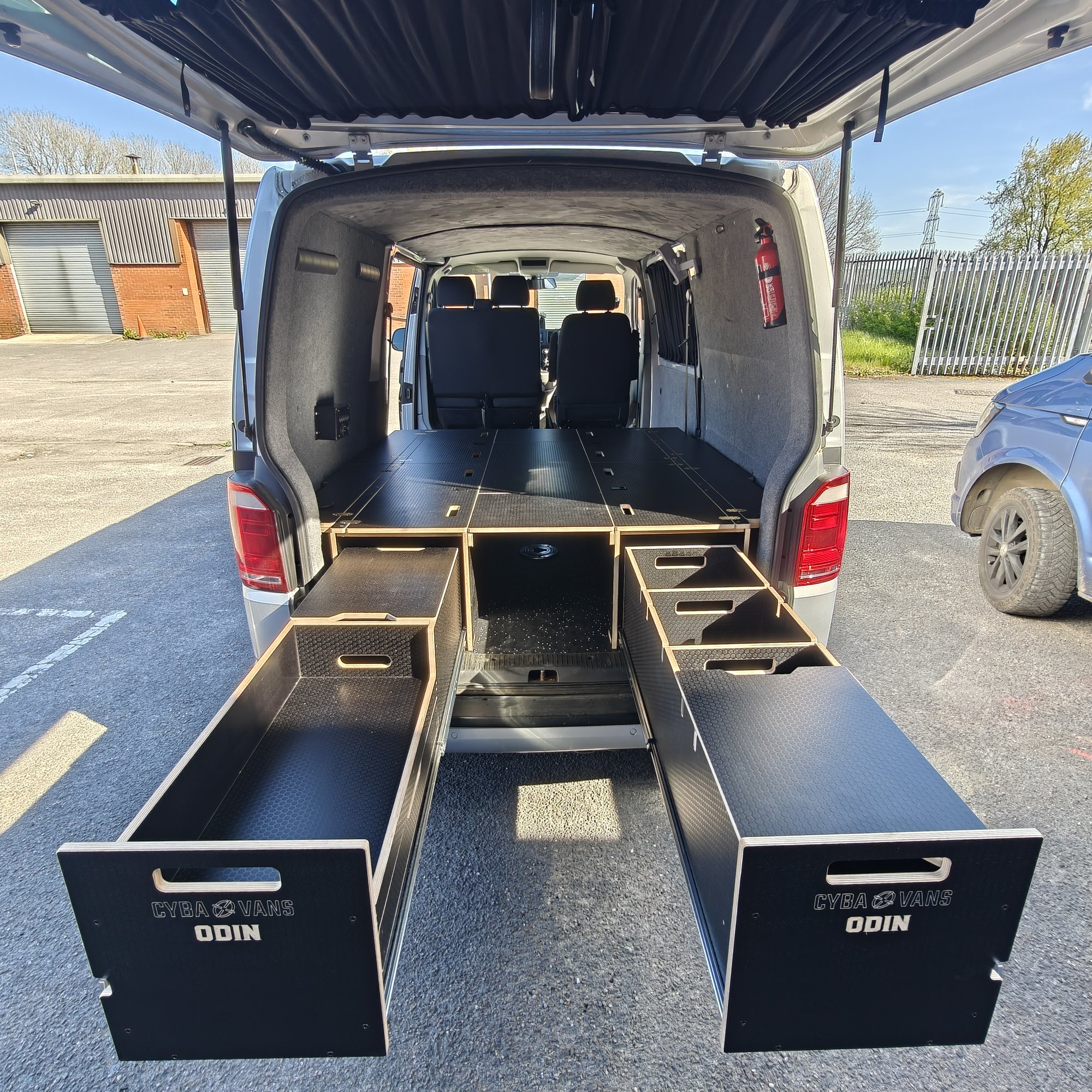ODIN LWB : 1800mm cabinets - 3