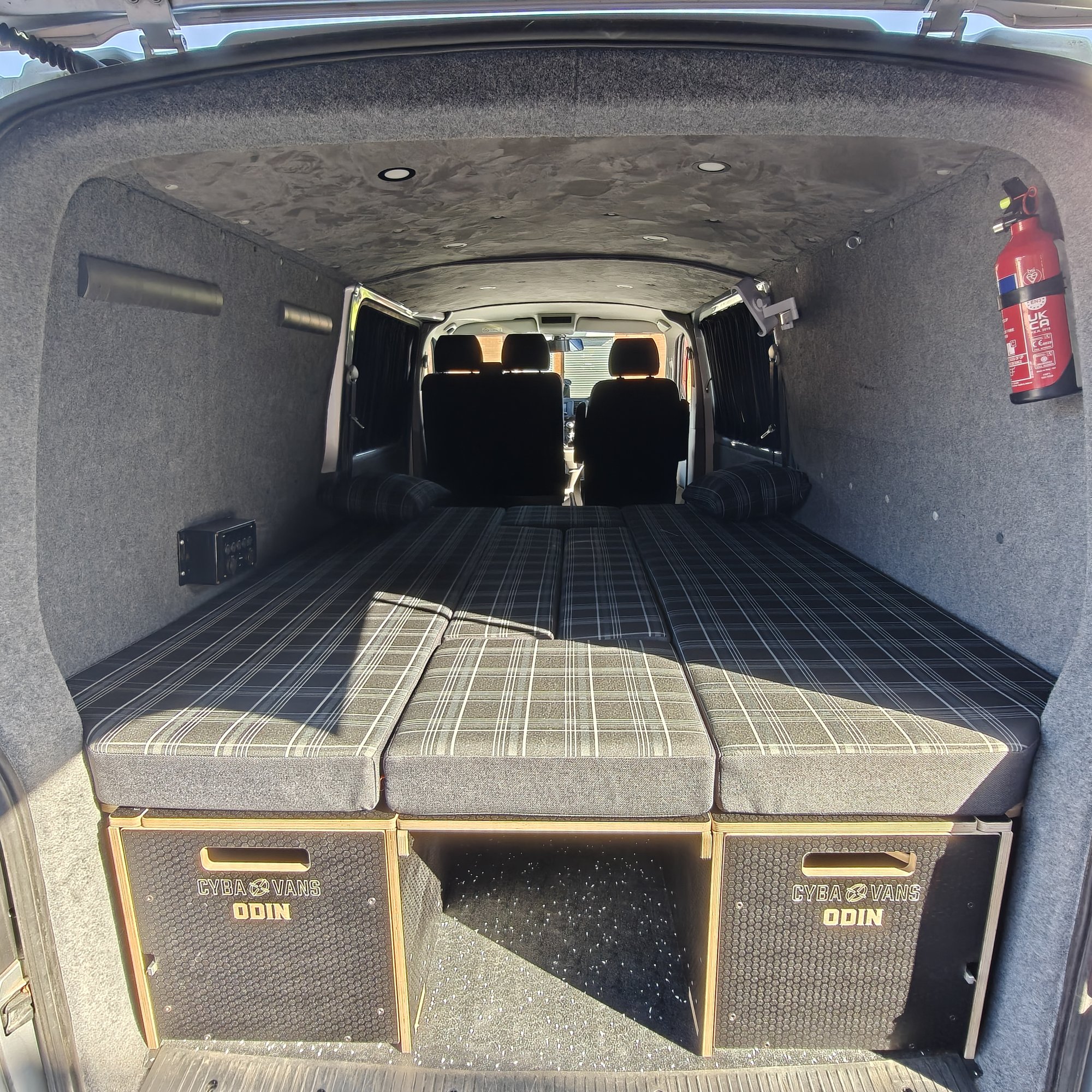 ODIN LWB : 1800mm cabinets - 8