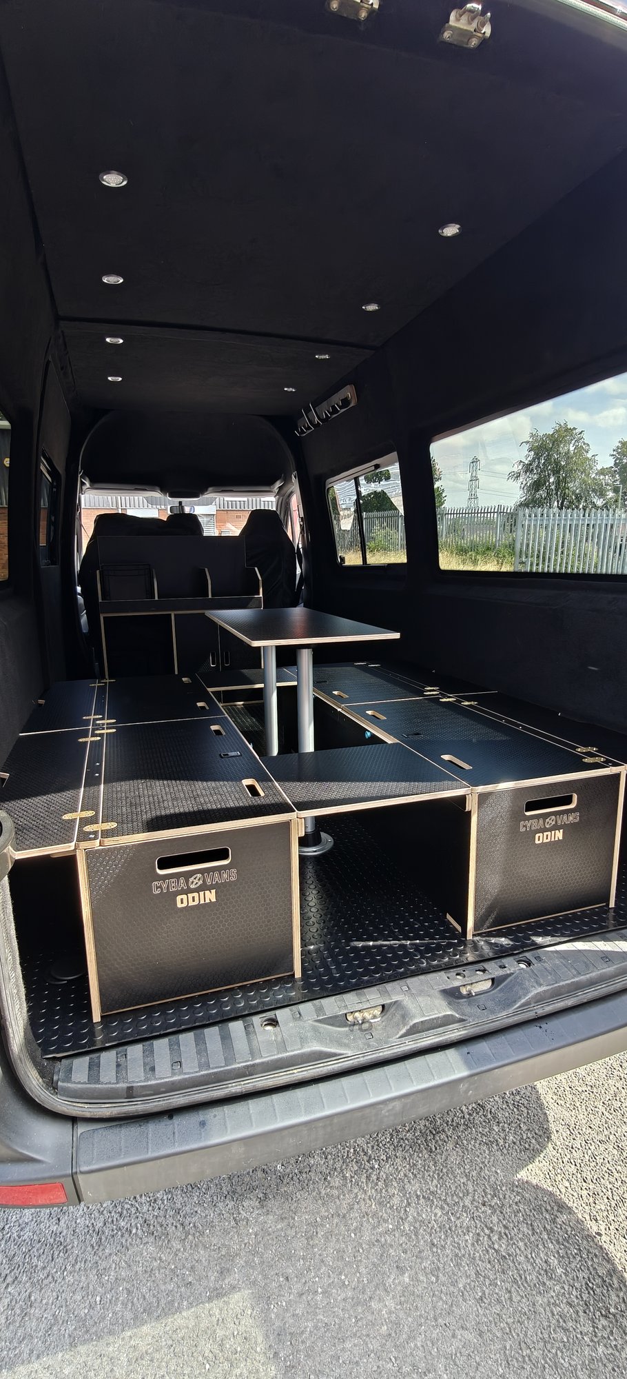 ODIN LWB : 1800mm cabinets - 4