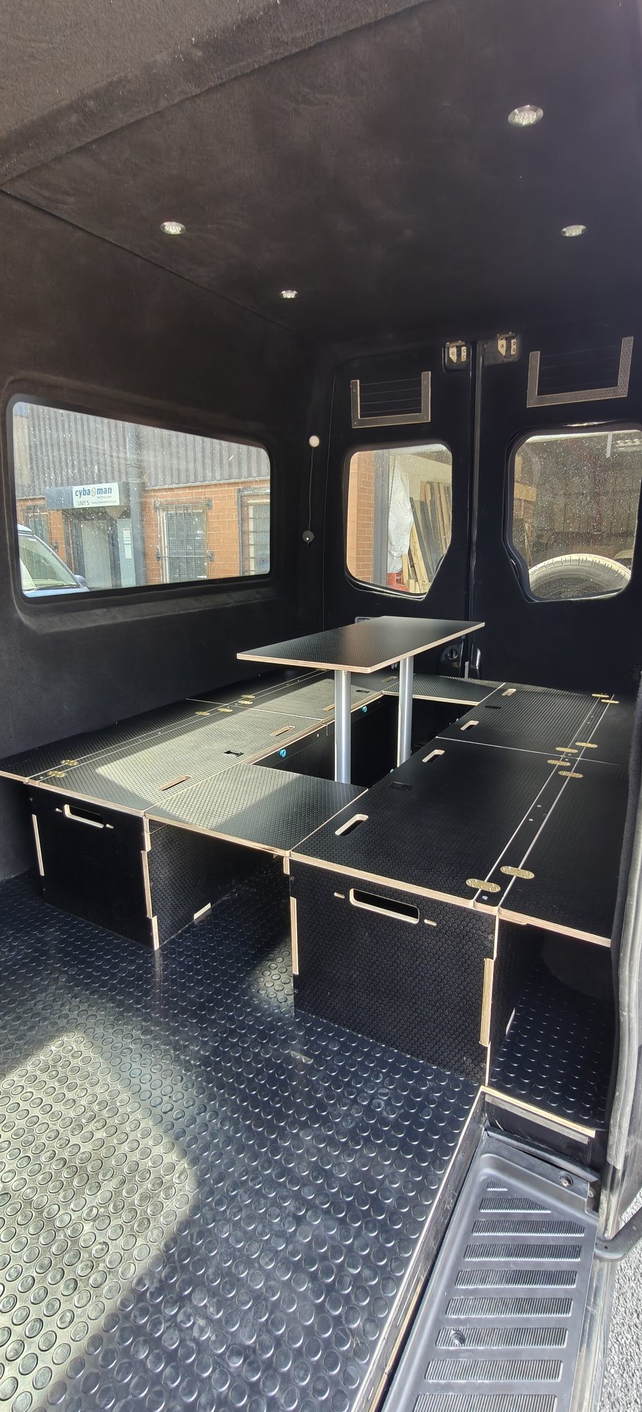 ODIN LWB : 1800mm cabinets - 6
