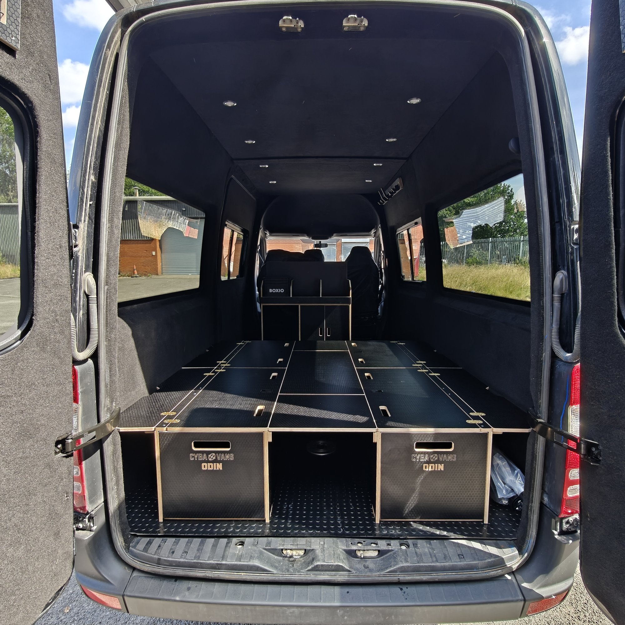 ODIN LWB : 1800mm cabinets - 13