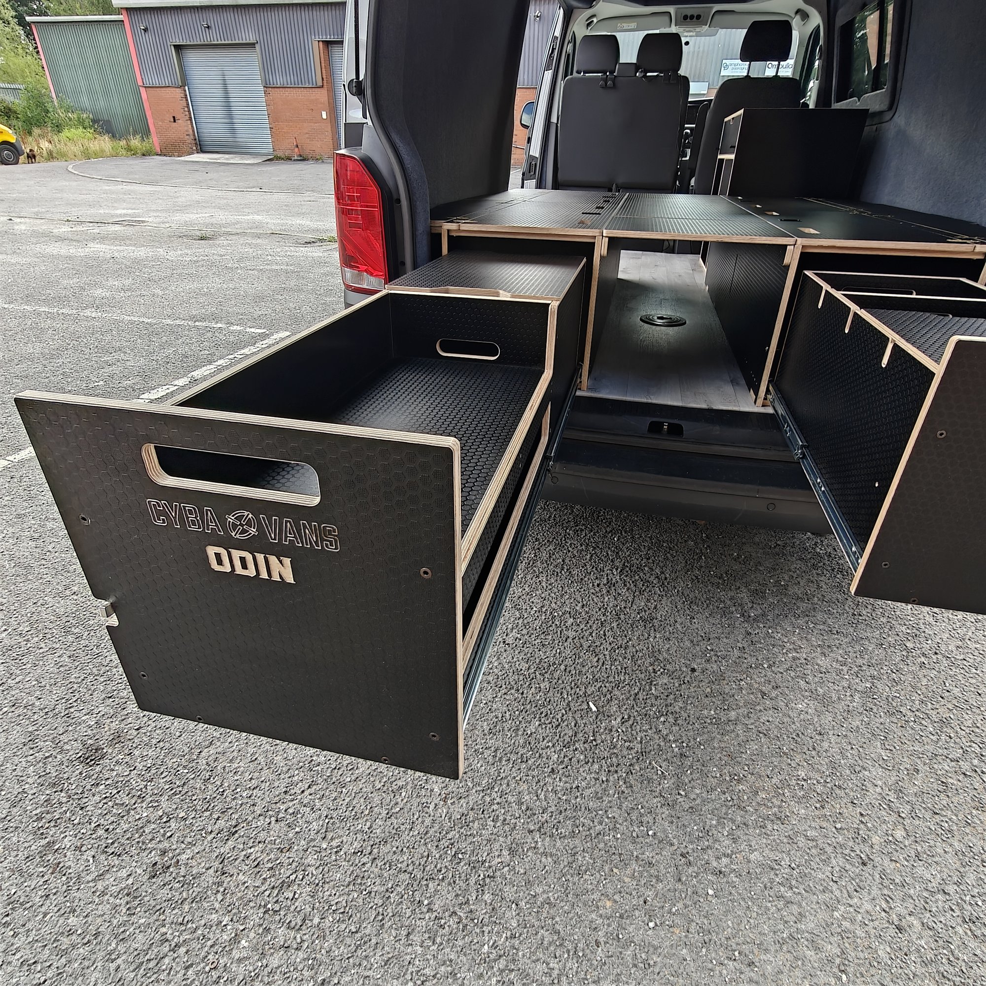 ODIN LWB : 1800mm cabinets - 7