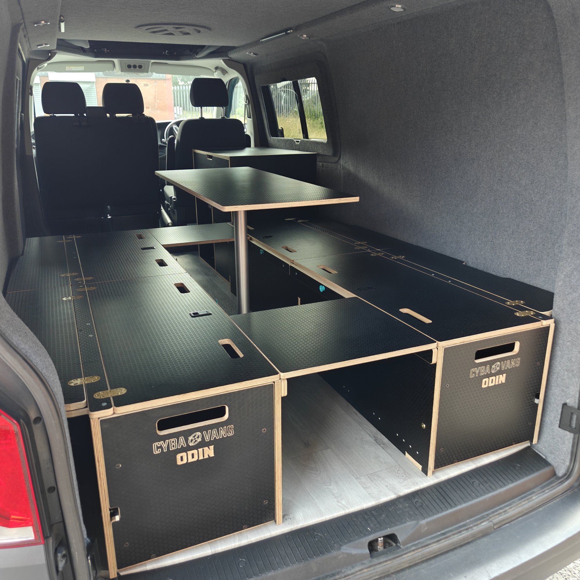ODIN LWB : 1800mm cabinets - 15