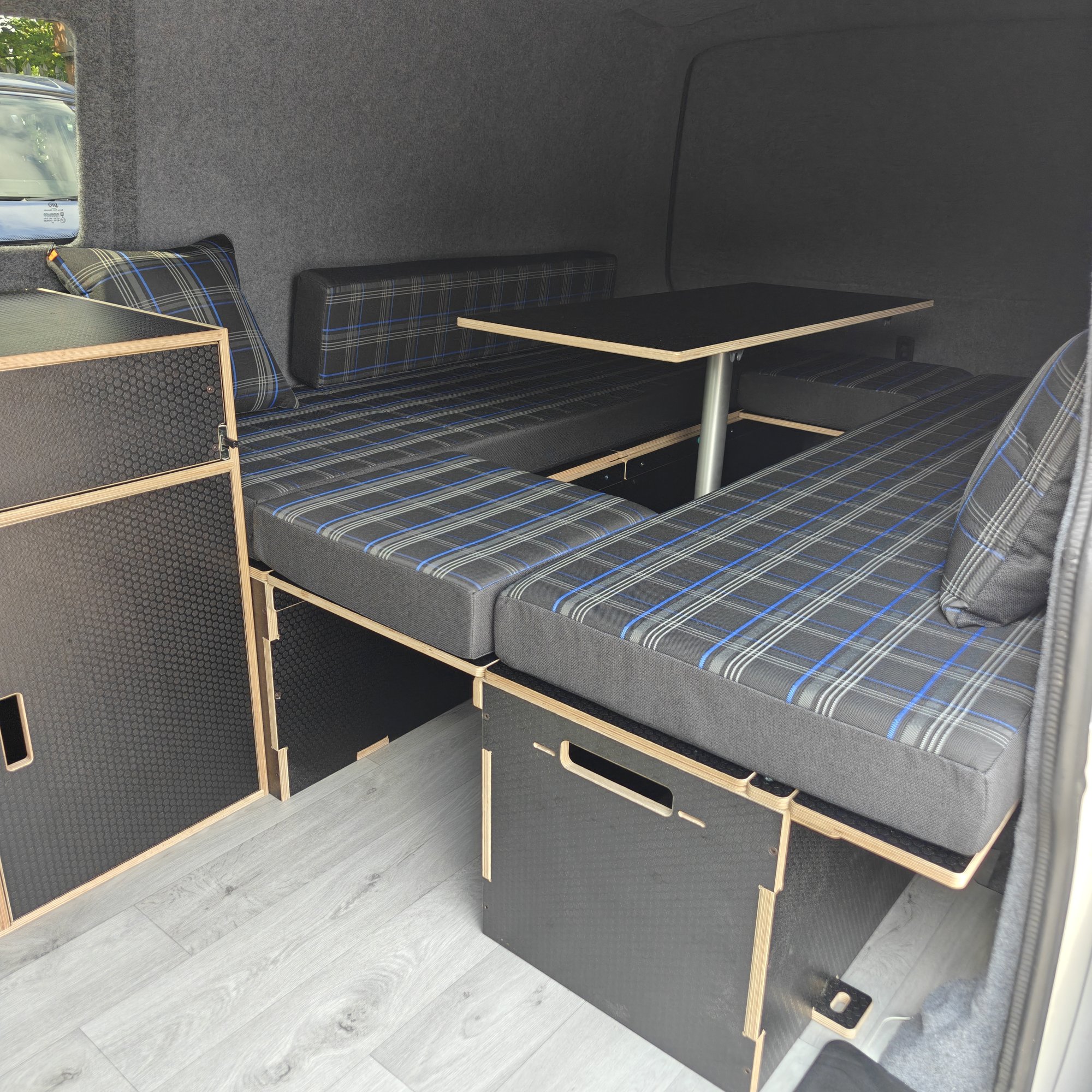ODIN LWB : 1800mm cabinets - 23