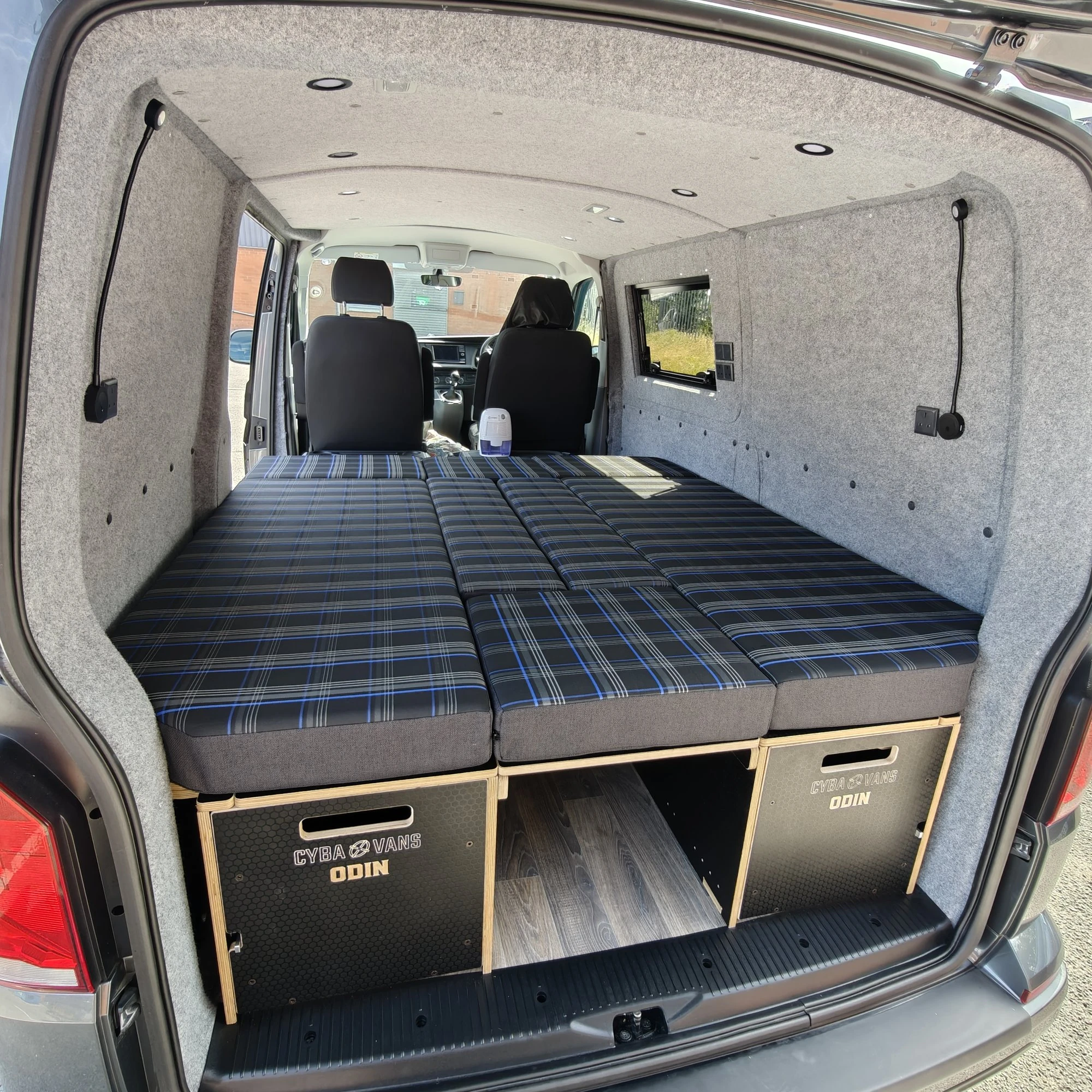 ODIN LWB : 1800mm cabinets - 5