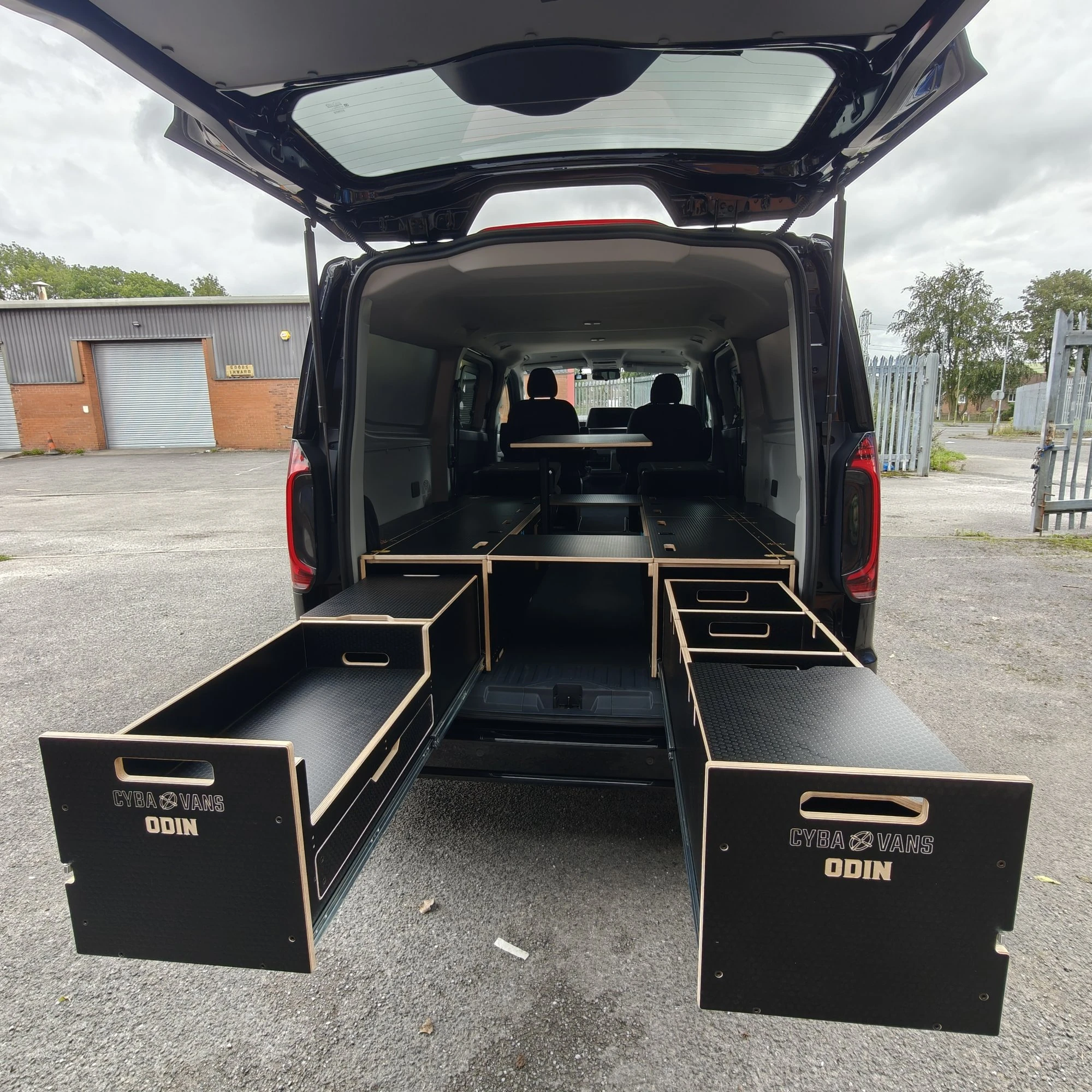 ODIN LWB : 1800mm cabinets - 8